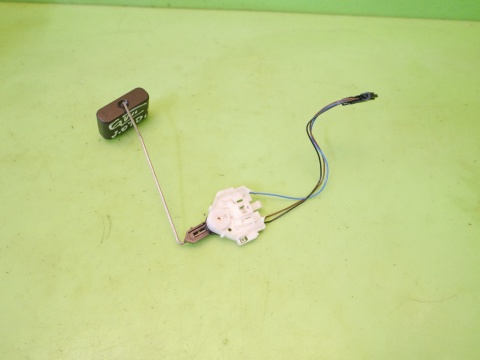 Czujnik poziomu paliwa pływak VW GOLF VII 2.0 TDI KOMBI 12-16