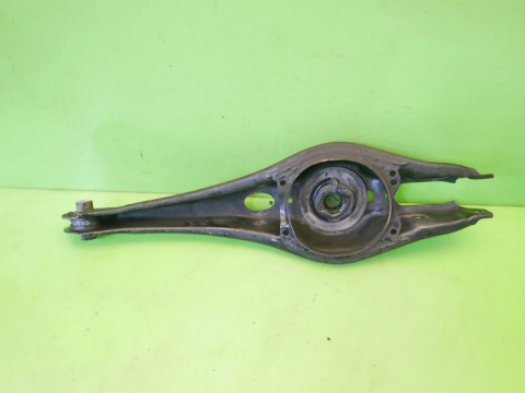 Wahacz poprzeczny prawy tył dół VW GOLF VII 2.0 TDI KOMBI 12-16