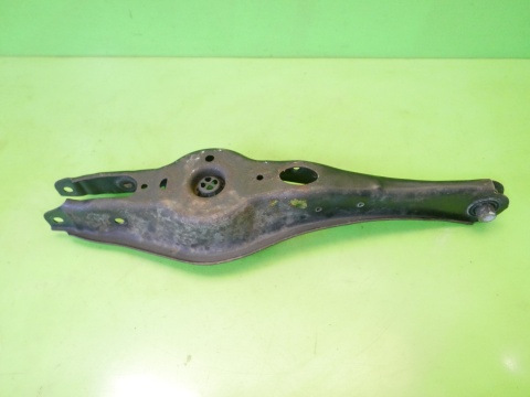 Wahacz poprzeczny lewy tył dół VW GOLF VII 2.0 TDI KOMBI 12-16