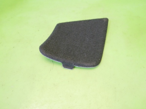 Zaślepka osłona boczka bagażnika prawa VW GOLF VII KOMBI 12-16