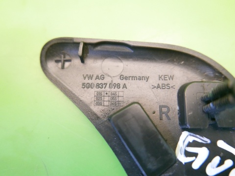 Zaślepka osłona lusterka drzwi prawa 5G0837098A VW GOLF VII KOMBI 12-16