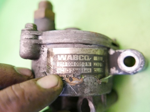 Pompa wakum vacum YC1Q2A451AH FORD TRANSIT MK6 2.4 TDDI 00-06
