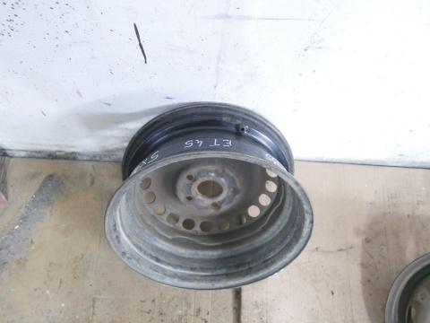 Felga stalowa 15'' 15X6 ET45 5X112 VW PASSAT B5 FL