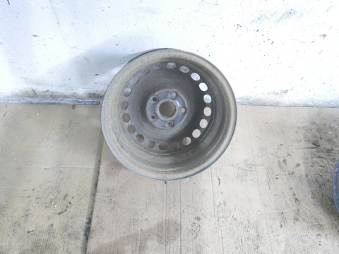 Felga stalowa 15'' 15X6 ET45 5X112 VW PASSAT B5 FL