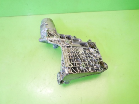 Podstawa obudowa filtra oleju chłodniczka CHEVROLET CAPTIVA I C140 FL 2.2 D