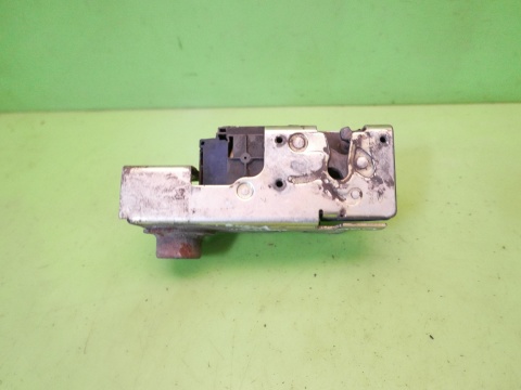 Zamek drzwiowy prawy przód YC1AV21812AN FORD TRANSIT MK6 00-06