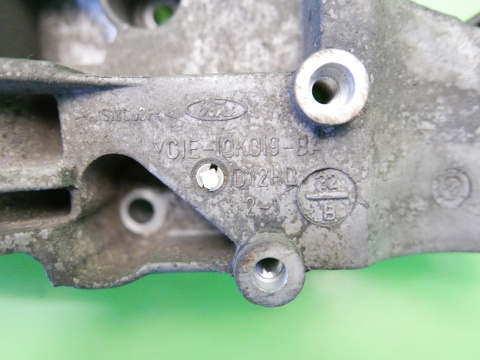 Łapa alternatora YC1E10K019BA FORD TRANSIT MK6 2.4 TDDI 00-