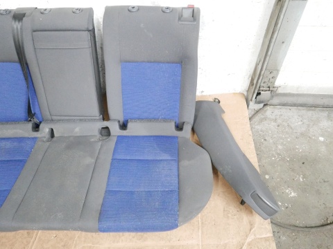 Kanapa tył tylna siedzisko + oparcie VW GOLF V 1K HB 5D 03-09