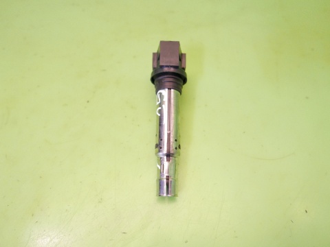 Cewka zapłonowa U5002 NGK R0401S00403 VW GOLF V 1K 1.4 16V 03-09