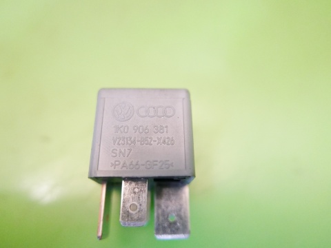 Przekaźnik 458 1K0906381 VW GOLF V 1K 1.4 16V 03-09