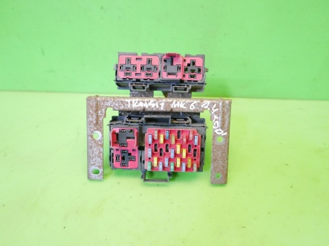 Skrzynka bezpieczników FORD TRANSIT MK6 2.4 TDDI 00-06