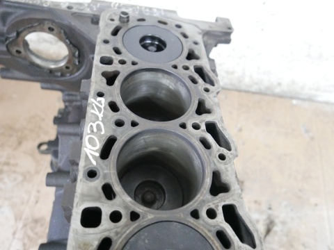 Blok wał tłoki korbowody FORD TRANSIT MK6 2.4 TDDI D2FB 00-06