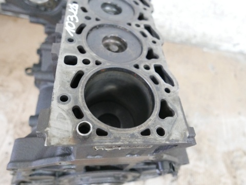 Blok wał tłoki korbowody FORD TRANSIT MK6 2.4 TDDI D2FB 00-06