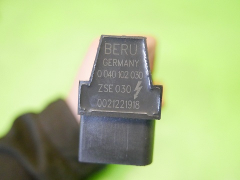 Cewka zapłonowa 0040102030 beru VW GOLF V 1K 1.4 16V 03-09