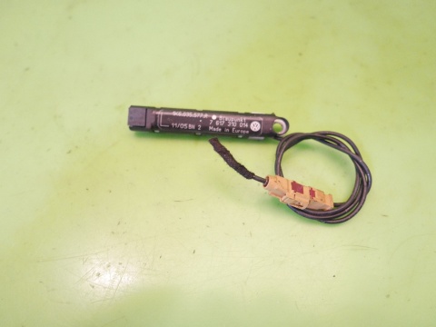 Wzmacniacz antenowy lewy 1K6035577R 7617310014 VW GOLF V 1K HB 5D 03-09