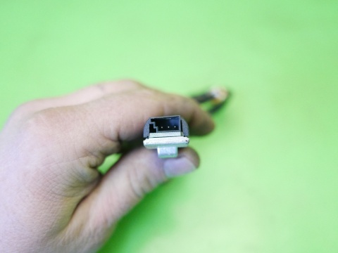 Wzmacniacz antenowy lewy 1K6035577R 7617310014 VW GOLF V 1K HB 5D 03-09