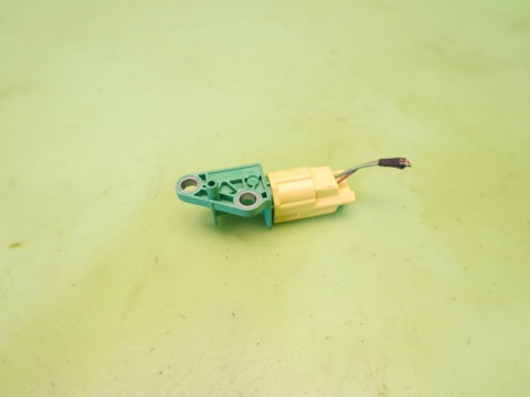 Czujnik uderzeniowy prawy tył 1K0909606 5WK43273 VW GOLF V 1K 1.4 16V 03-09