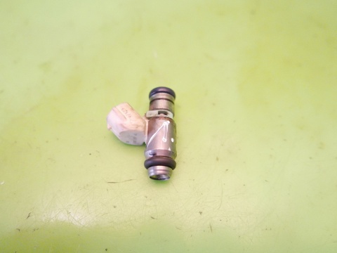 Wtrysk wtryskiwacz IWP163 036036AC VW GOLF V 1K 1.4 16V 03-09