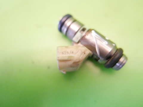 Wtrysk wtryskiwacz IWP163 036036AC VW GOLF V 1K 1.4 16V 03-09