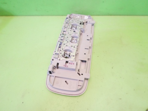 Lampka oświetlenie kabiny tył 1K0947291 VW GOLF V HB 5D 03-09