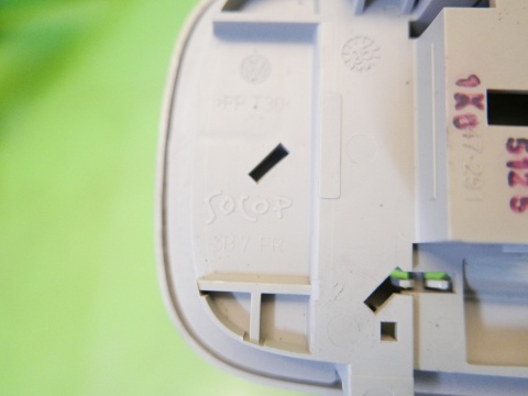 Lampka oświetlenie kabiny tył 1K0947291 VW GOLF V HB 5D 03-09