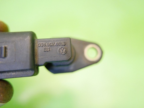 Czujnik wałka rozrządu 036907601D VW GOLF V 1K 1.4 16V 03-09