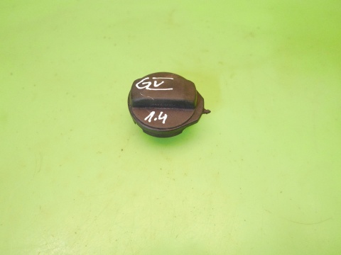 Korek wlewu paliwa 1J0201553Q benzyna VW GOLF V 1K 1.4 16V 03-09