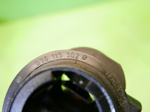 Wlew oleju + korek 036115302S VW GOLF V 1K 1.4 16V 03-09