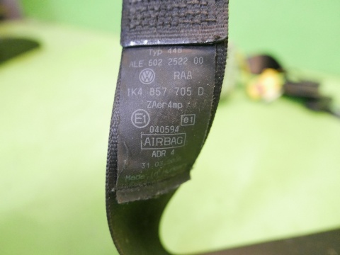 Pas bezpieczeństwa lewy przód 1K4857705D VW GOLF V HB 5D 03-09
