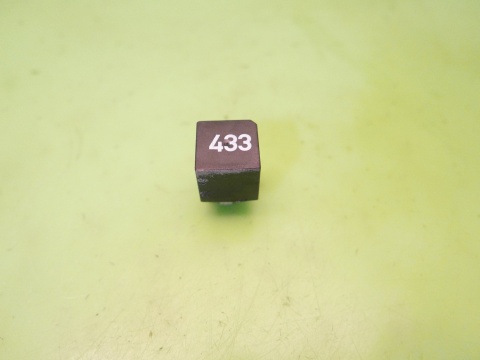 Przekaźnik 433 3D0951253A VW GOLF V 1K 1.4 16V 03-09