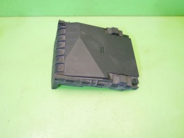 Obudowa osłona skrzynki bezpieczników 1K0937132F VW GOLF V 1K 1.4 16V 03-09