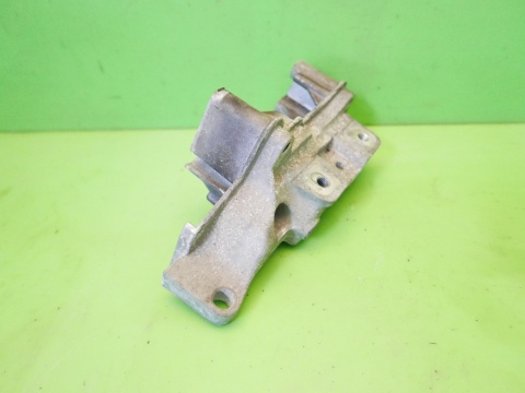 Łapa wspornik mocowanie 036199275AE VW GOLF V 1K 1.4 16V 03-09