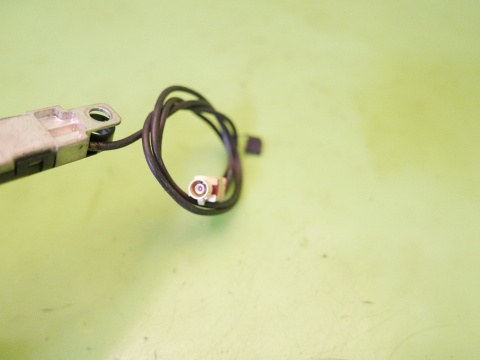 Wzmacniacz antenowy prawy 1K6035577H 7617310002 VW GOLF V 1K HB 5D 03-09