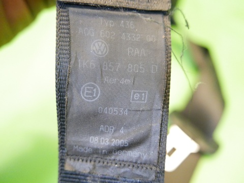 Pas bezpieczeństwa lewy tył 1K6857805D VW GOLF V HB 5D 03-09