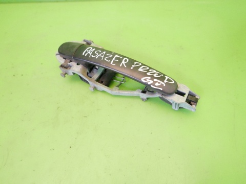 Klamka zewnętrzna prawa przód VW GOLF V 1K HB 5D 03-09