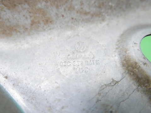 Osłona termiczna kolektora wydechowego 03C253041K VW GOLF V 1K 1.4 16V 03-