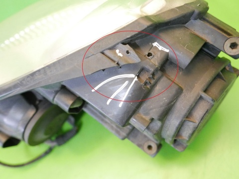 Reflektor lampa prawa przód 1K6941030P VW GOLF V 1K 03-09