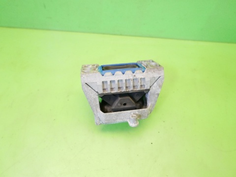 Łapa poduszka silnika 1K0199262J VW GOLF V 1.4 16V HB 03-09