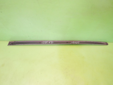 Listwa drzwiowa prawa przód 1K4853516B VW GOLF V 1K HB 5D 03-09