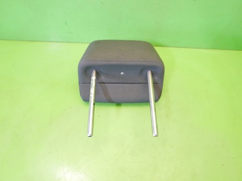 Zagłówek tył prawy VW GOLF V HB 5D 03-09