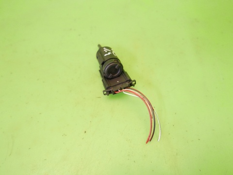 Czujnik świateł stop pedału hamulca V10730098 VW GOLF V 1K 1.4 16V 03-09
