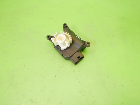 Silniczek sterowania nawiewem 0132801337 1K0907511D VW GOLF V 1K 1.4 16V 03-