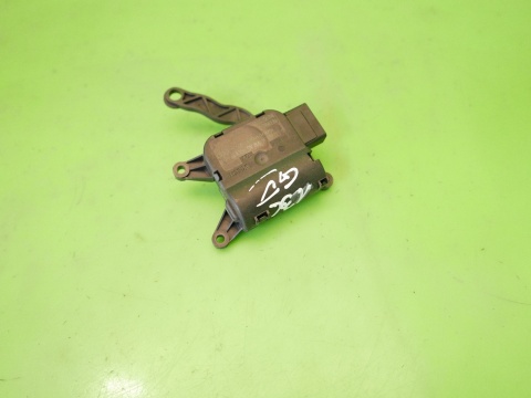 Silniczek sterowania nawiewem 0132801341 1K0907511B VW GOLF V 1K 1.4 16V 03-