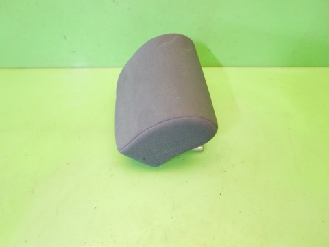 Zagłówek tył środek VW GOLF V HB 5D 03-09