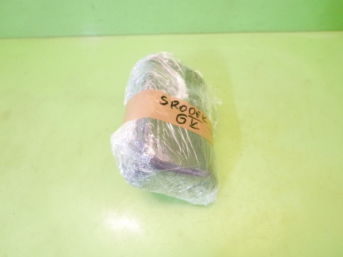 Zagłówek tył środek VW GOLF V HB 5D 03-09