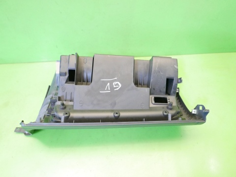Schowek z deski prawy pasażera 1K1857290 VW GOLF V HB 5D 03-09