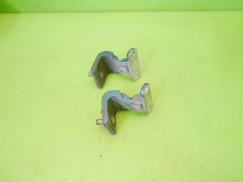 Zawiasy klapy tył bagażnika LC5G VW GOLF V 1K HB 5D 03-09