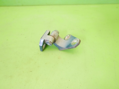 Zawias drzwi lewy przód góra 1K0831401K LC5G VW GOLF V 1K HB 5D 03-09