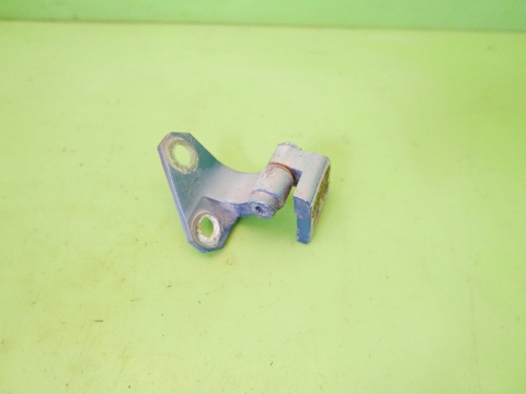 Zawias drzwi lewy przód góra 1K0831401K LC5G VW GOLF V 1K HB 5D 03-09