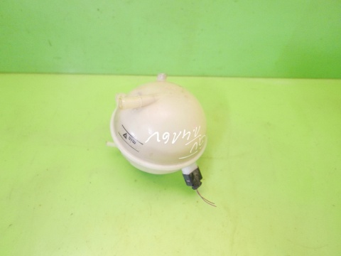 Zbiorniczek wyrównawczy 1K0121407A VW GOLF V 1K 1.4 16V 03-09